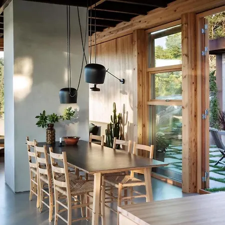 Spacious With Dock And Near Casa de Férias *