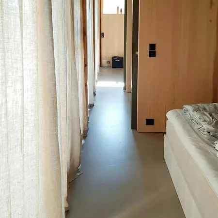 Spacious With Dock And Near